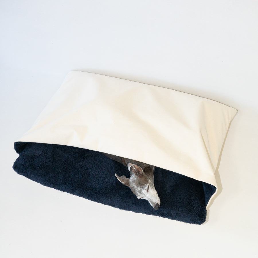 HOWLY DOG BED