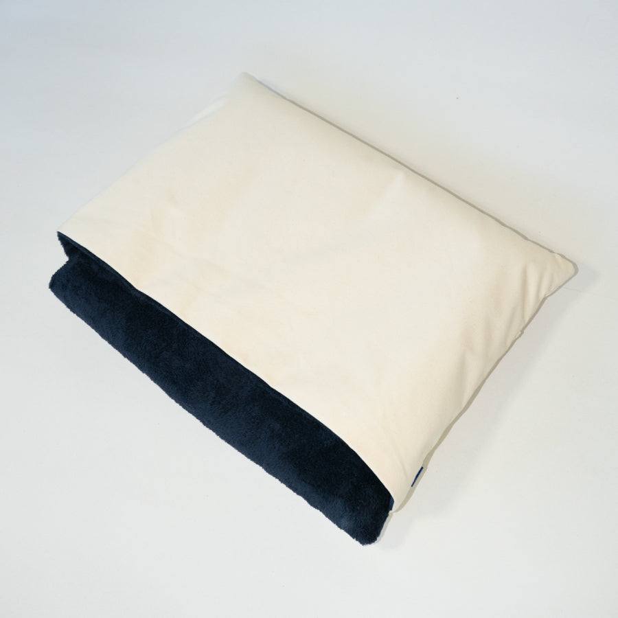HOWLY DOG BED