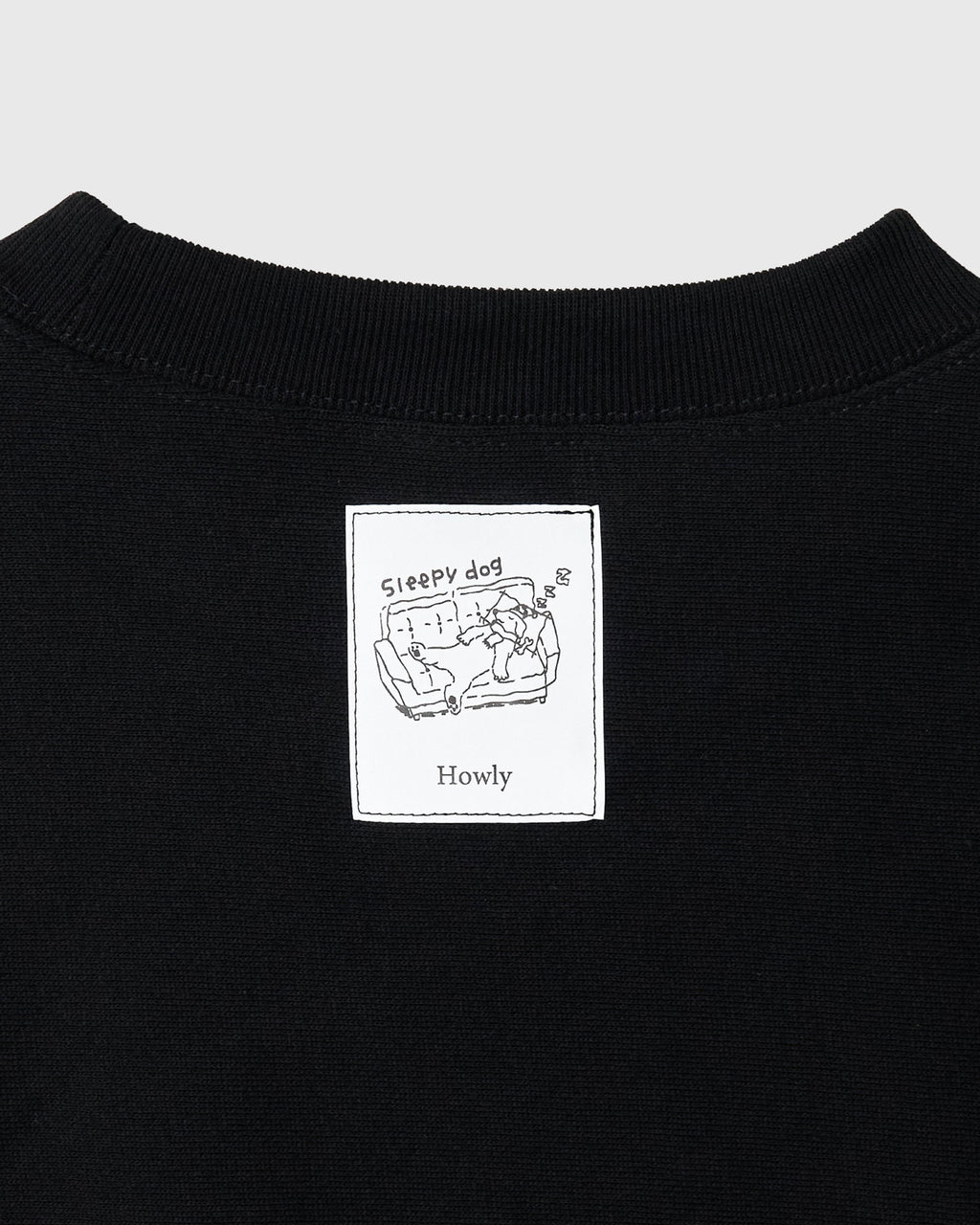 HOWLY "Sleepy dog" SWEAT SHIRT