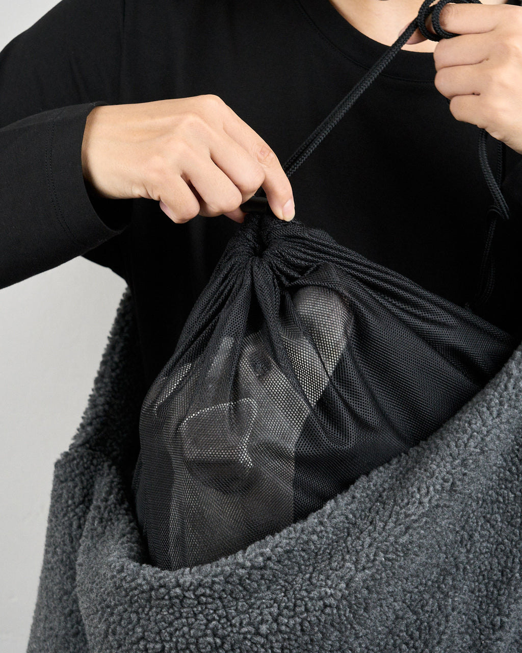 HOWLY PUFF SLING BAG（BOA Edition）