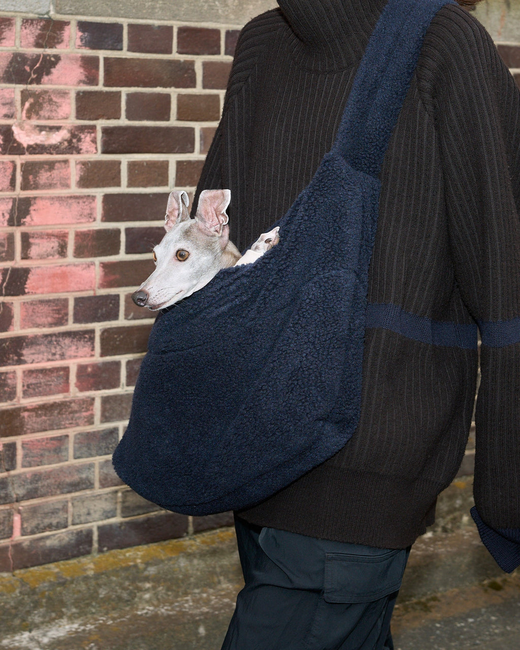 HOWLY PUFF SLING BAG（BOA Edition） 使用イメージ