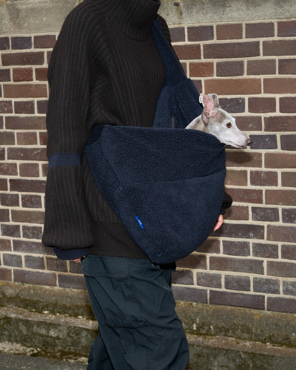 HOWLY PUFF SLING BAG（BOA Edition） 使用イメージ
