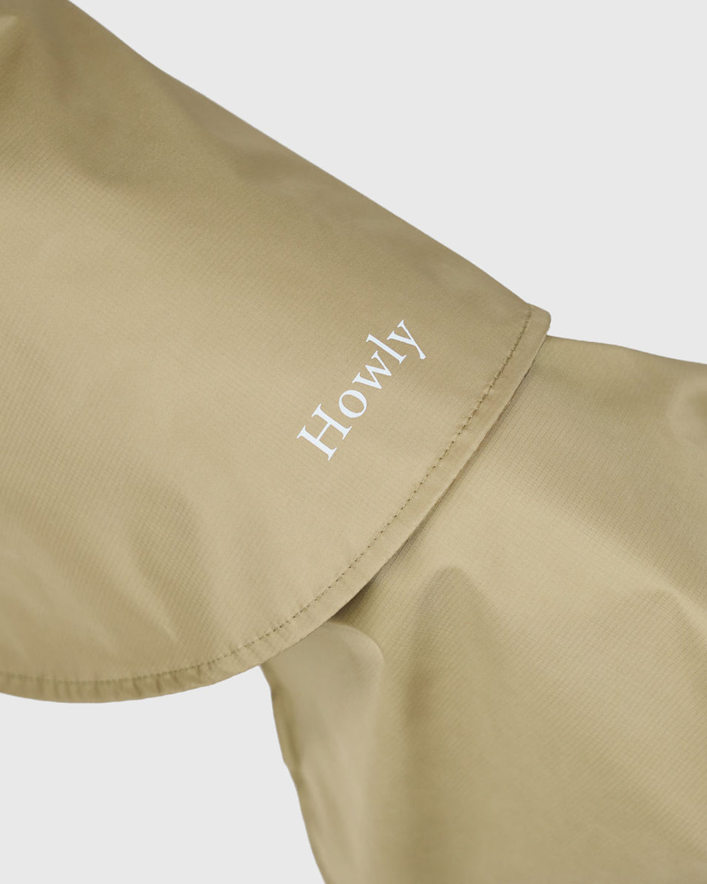 YOKE-SHELL RAINCOAT
