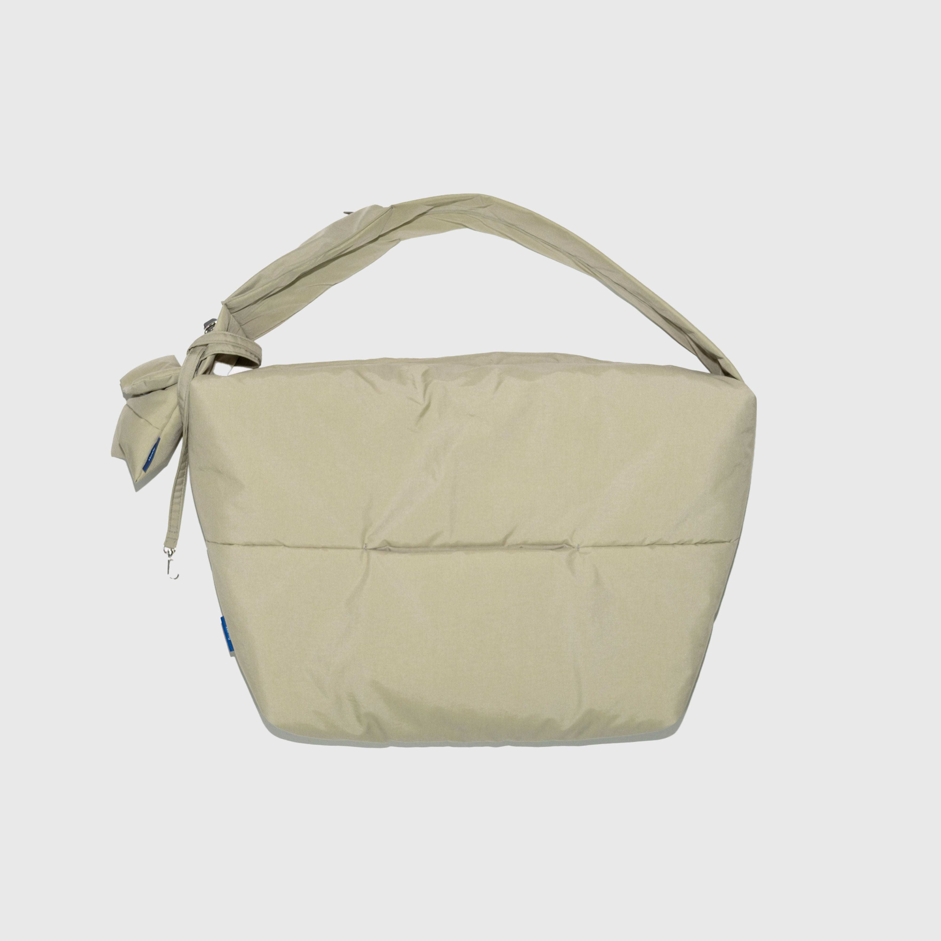 HOWLY PUFF TREATS POUCH トリーツポーチ