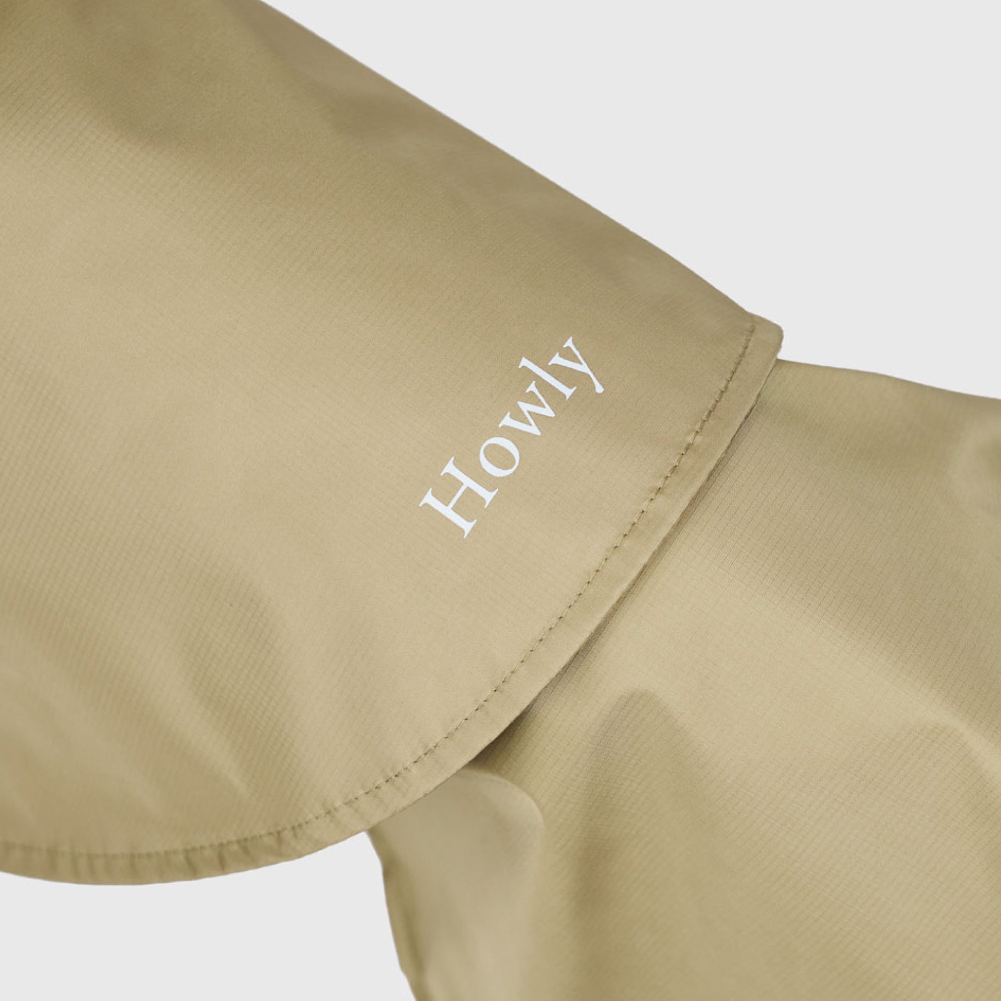YOKE-SHELL RAINCOAT