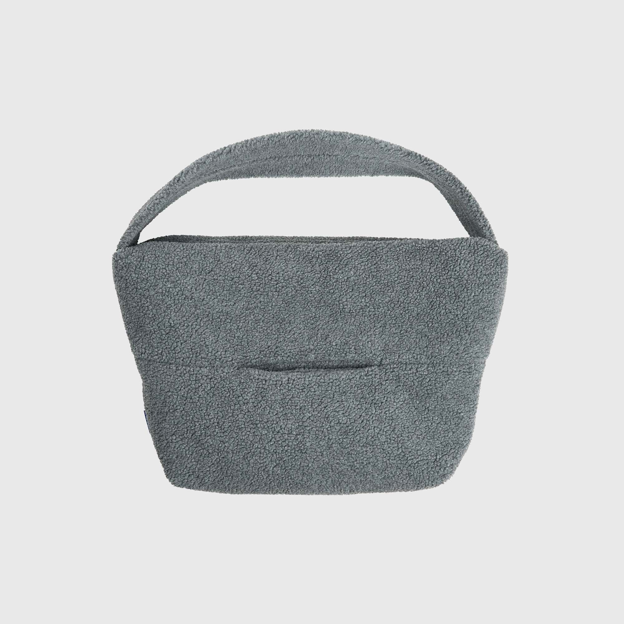 HOWLY PUFF SLING BAG 犬用ボアスリングバッグ