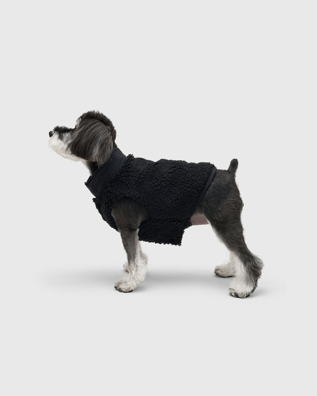REVERSIBLE BOA VEST