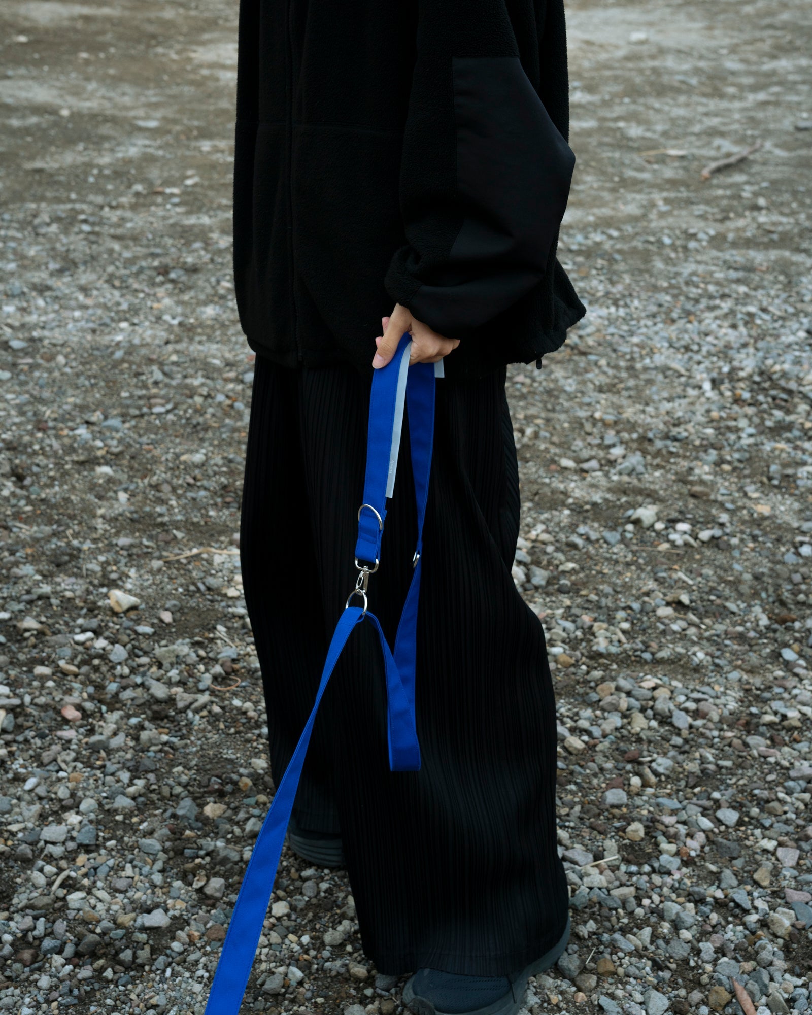 HOWLY UNIVERSAL LEASH 使用イメージ