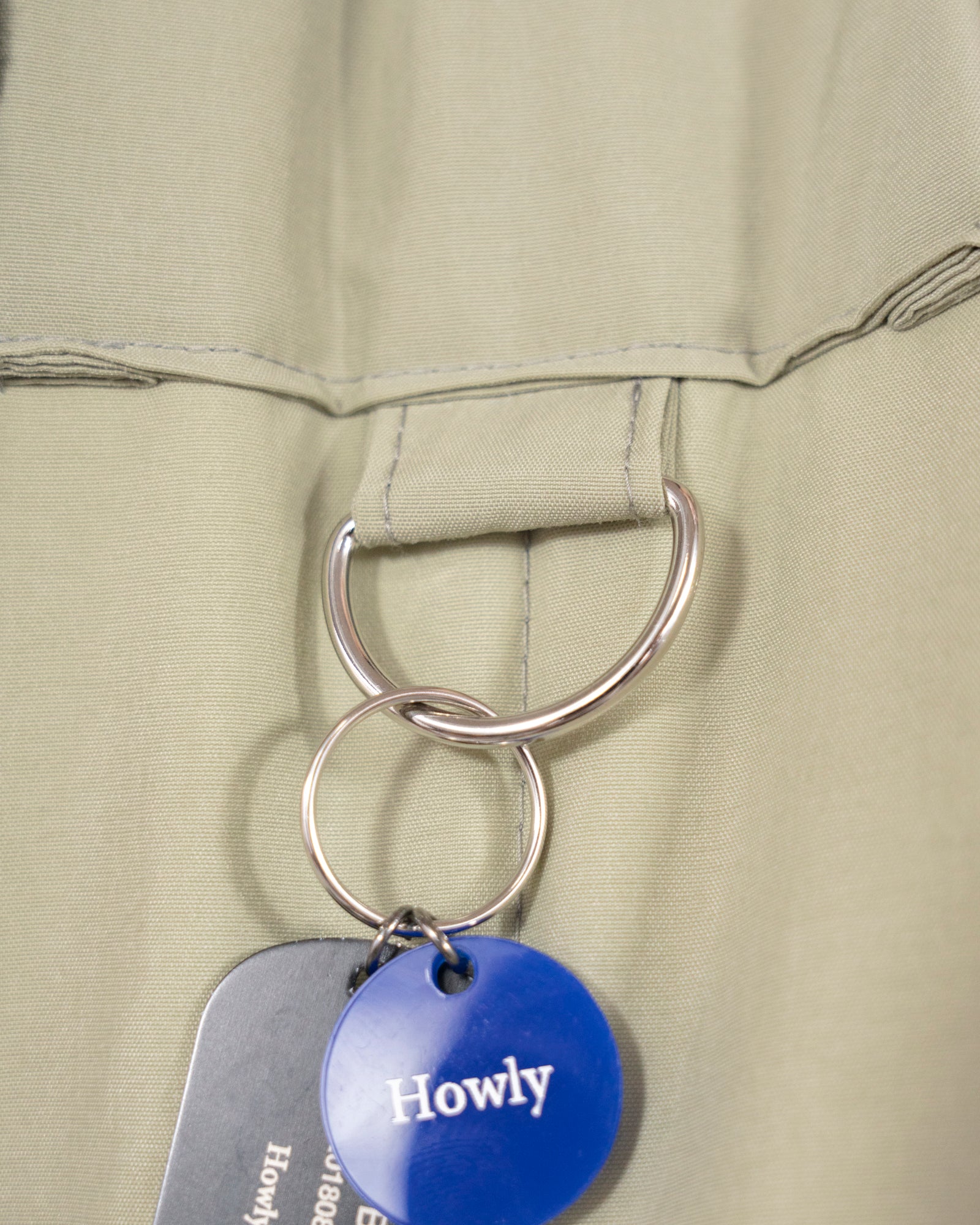 HOWLY PUFF SLING BAG｜撥水パフ×中綿で包む750 g軽量ドッグスリング