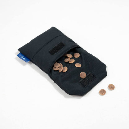 HOWLY PUFF TREATS POUCH