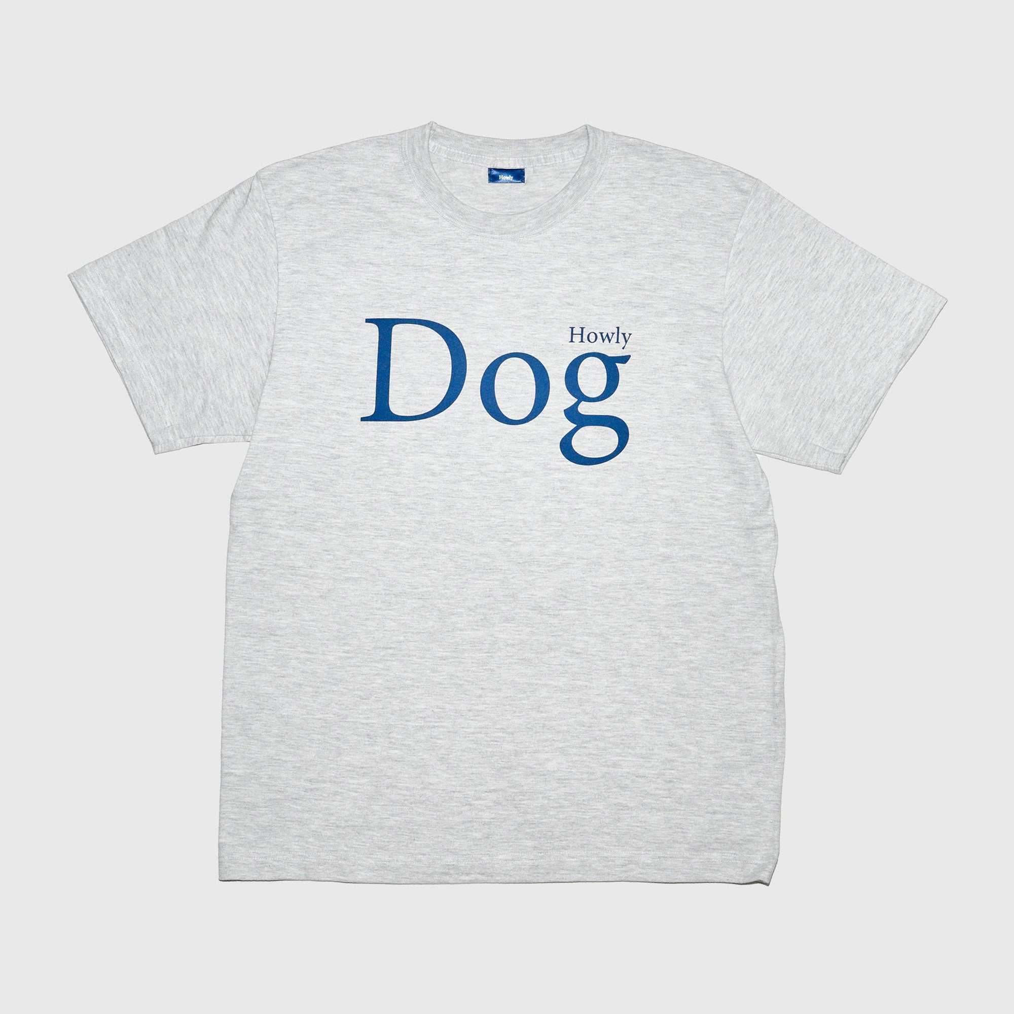 HOWLY DOG LEXICON TEE｜134カ国の“犬”を背面プリントしたコットンTシャツ｜HOWLY